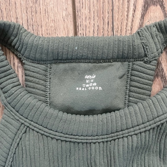 Aerie Olive Green Ribbed Crop Top Size Medium - Picture 2 of 4